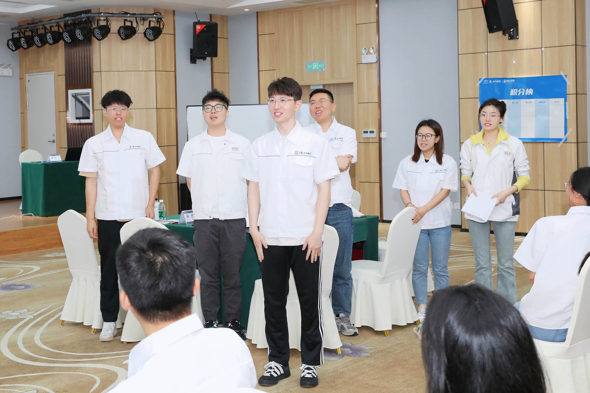 課堂互動 拷貝.jpg